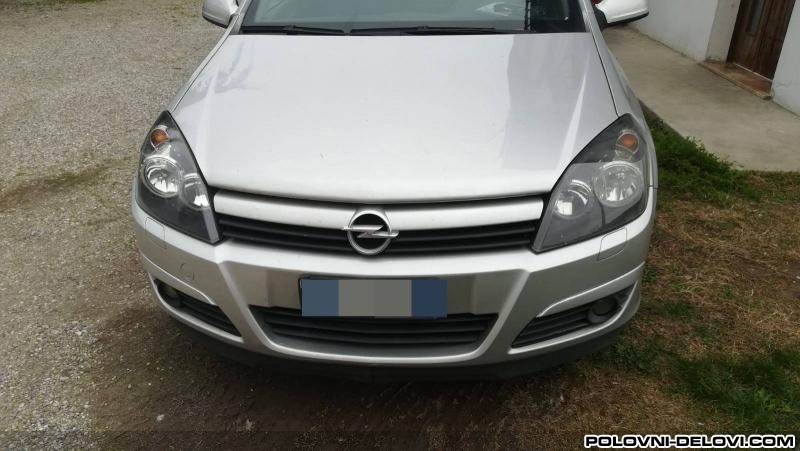 Opel  Astra H Hauba Karoserija