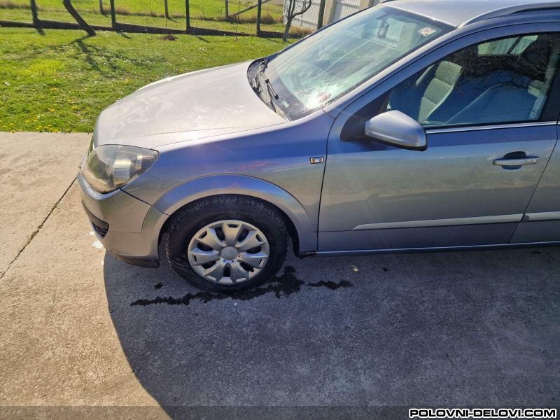 Opel  Astra H Karoserija