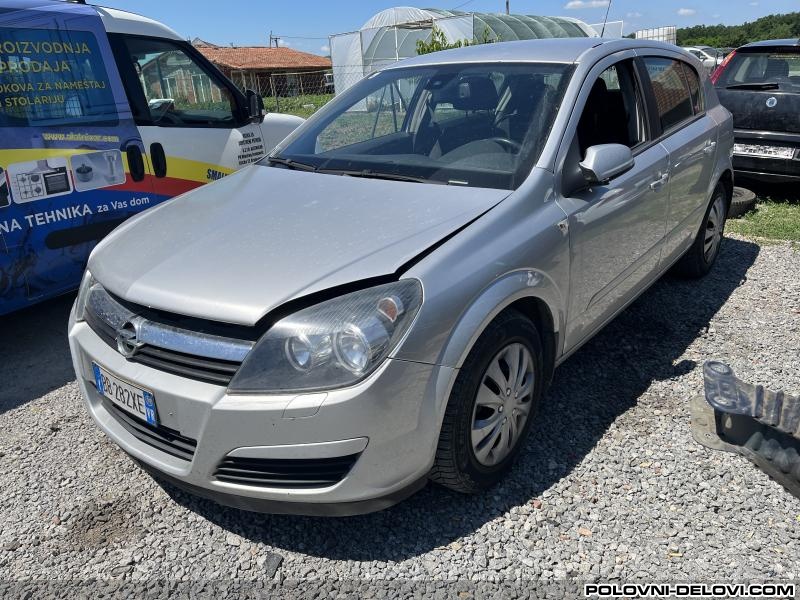 Opel  Astra H Levo Krilo Karoserija