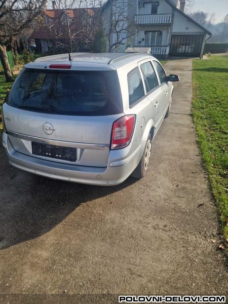 Opel  Astra H Siva 157 Karoserija