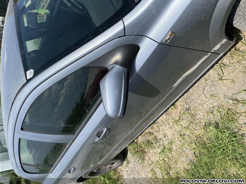 Opel  Astra H Z163 Desna Prednja Vrat Karoserija