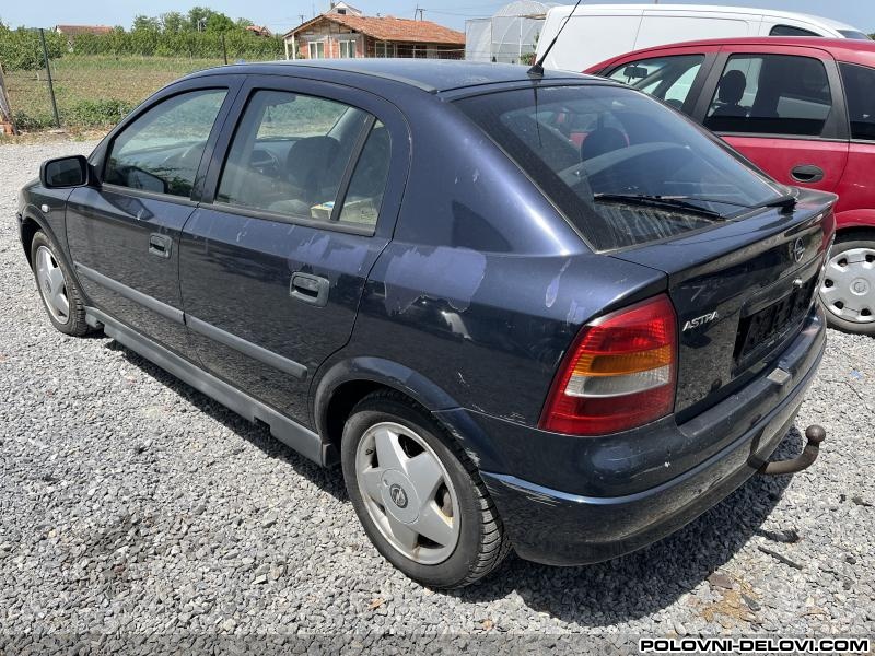 Opel  Astra H Z20H Leva Zadnja Vrata Karoserija