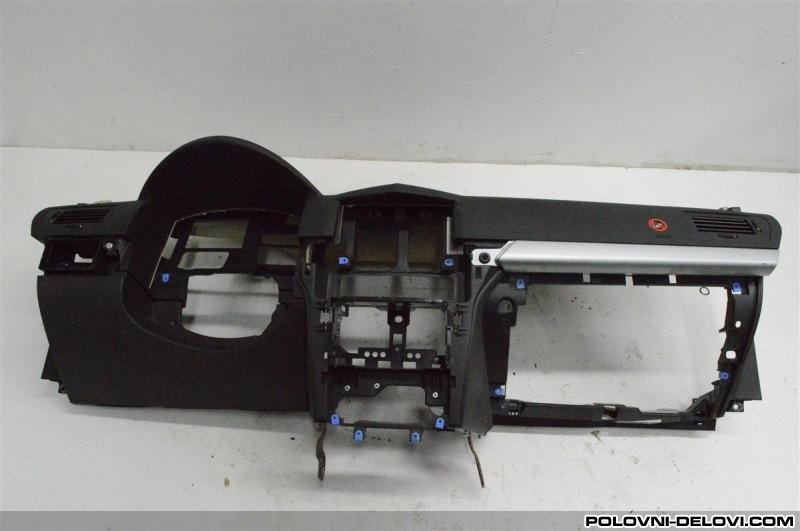 Opel  Astra Instrument Tabla Enterijer