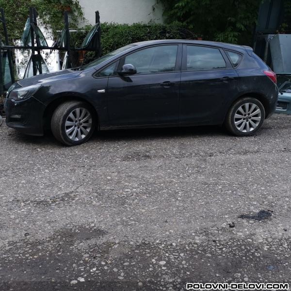 Opel  Astra J 1.7cdti Kompletan Auto U Delovima