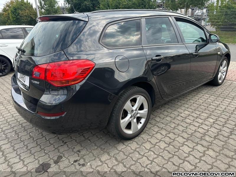 Opel  Astra J  2.0 Cdti Kompletan Auto U Delovima