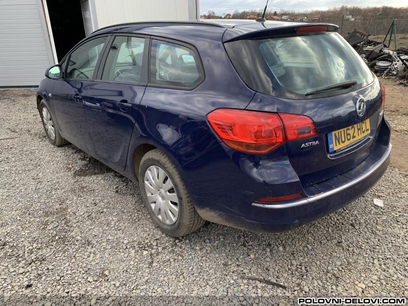 Opel  Astra J Polustranica Karoserija