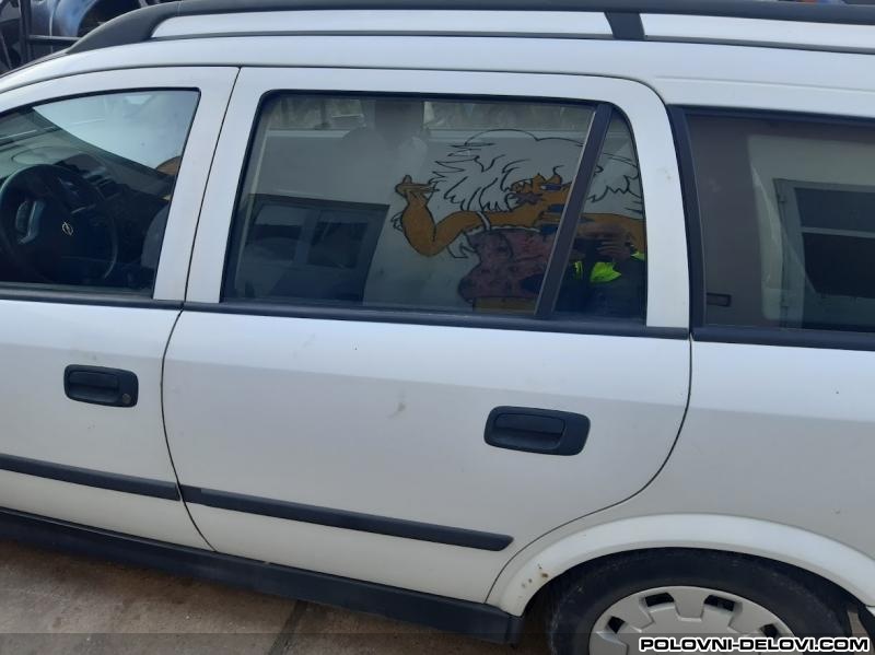Opel  Astra  Karoserija