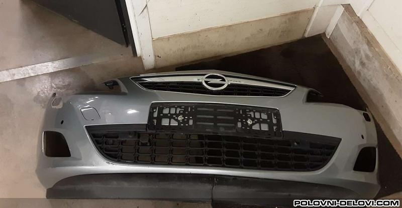 Opel  Astra  Karoserija