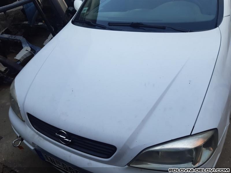 Opel  Astra  Karoserija