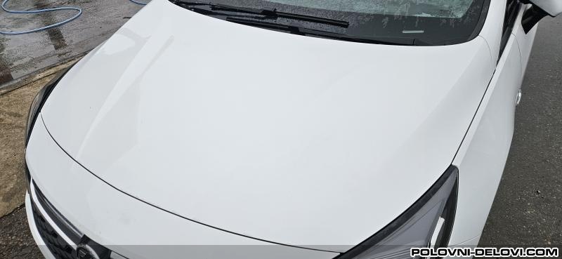 Opel  Astra  Karoserija