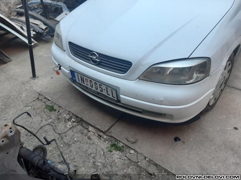 Opel  Astra  Karoserija