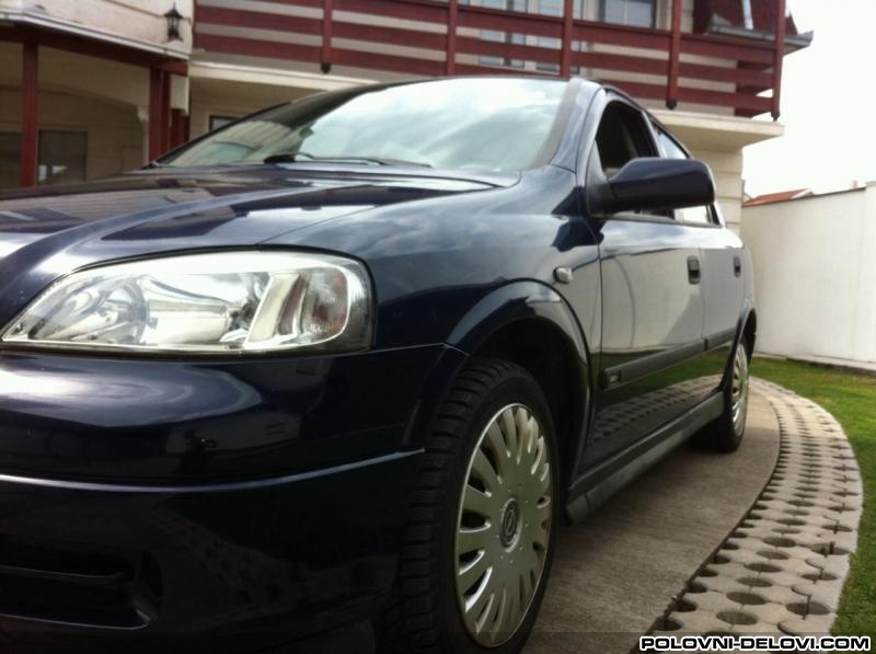 Opel  Astra  Kompletan Auto U Delovima