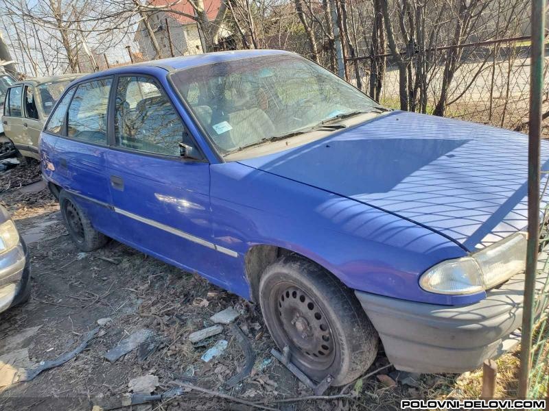 Opel  Astra  Kompletan Auto U Delovima