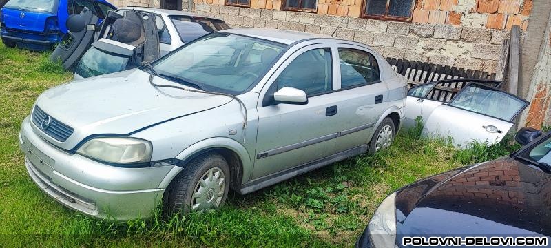 Opel  Astra  Kompletan Auto U Delovima