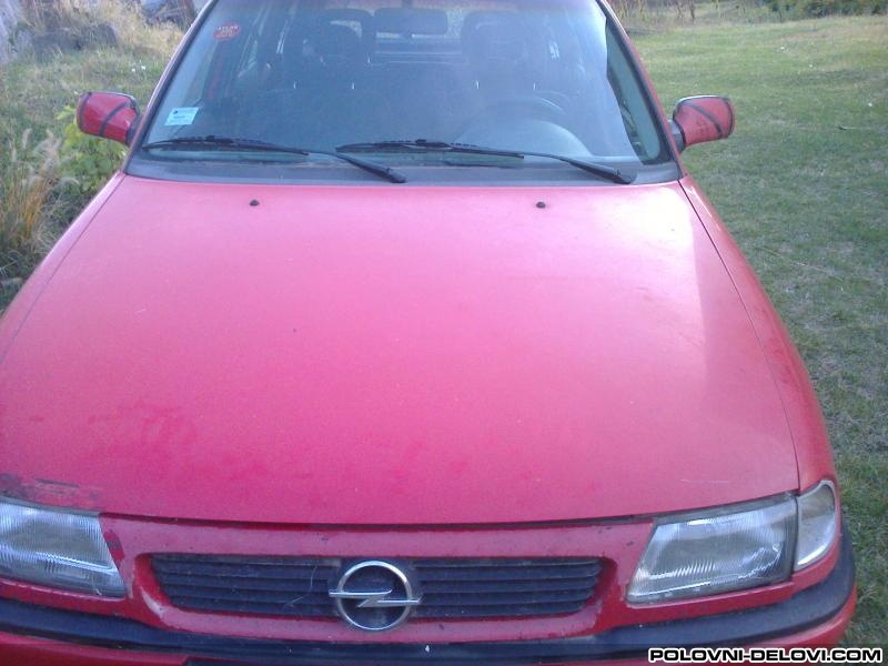 Opel  Astra  Kompletan Auto U Delovima
