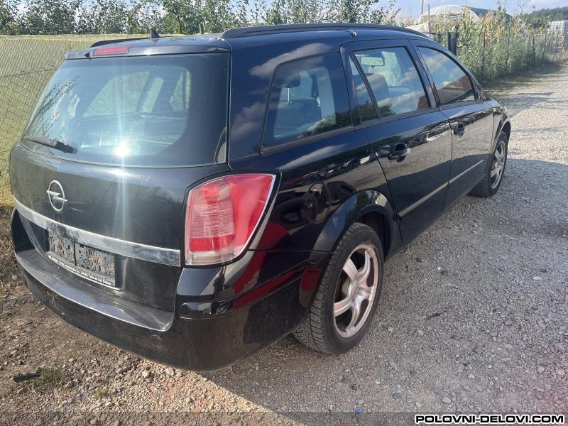 Opel  Astra Nebo Enterijer