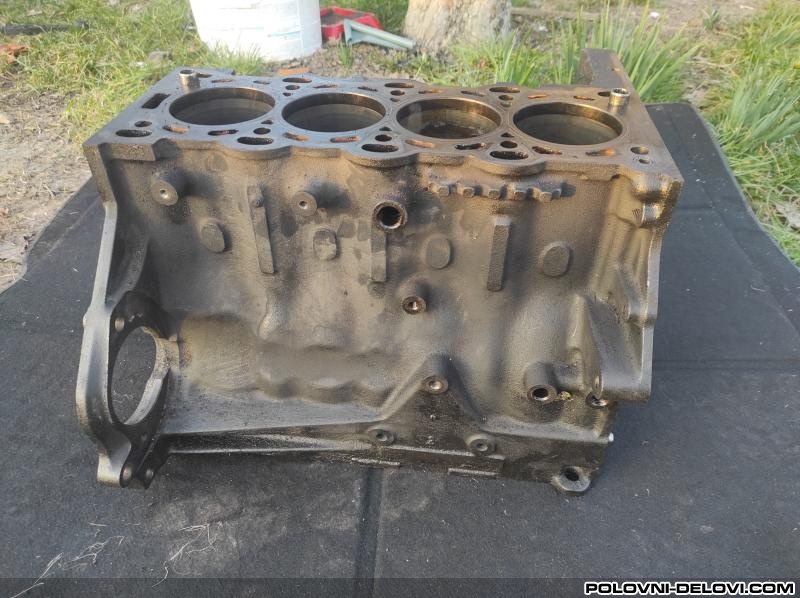 Opel  Astra Polumotor Motor I Delovi Motora