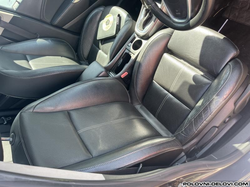 Opel  Astra Sedista  Enterijer