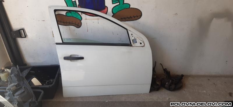 Opel  Astra  Stakla