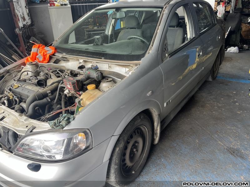 Opel  Astra Stranice Enterijer