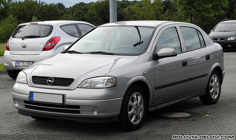 Opel  Astra Z16xe Karoserija