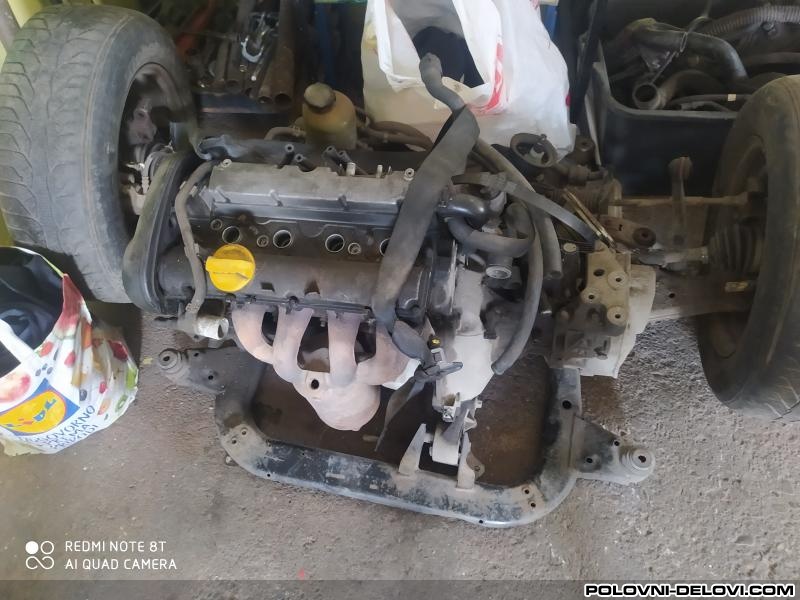 Opel  Astra Z16xe Kompletan Auto U Delovima