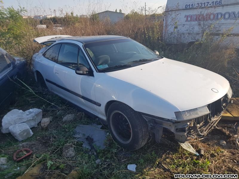 Opel  Calibra  Kompletan Auto U Delovima