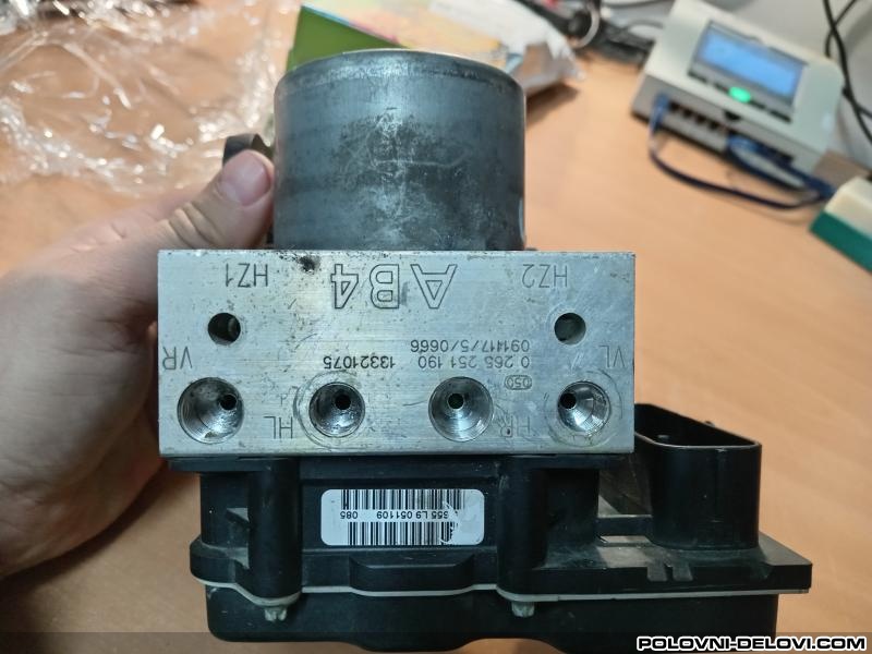 Opel  Corsa 1.2 Kocioni Sistem