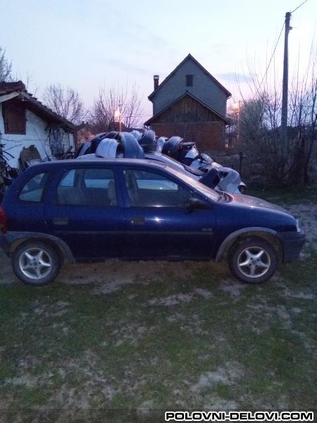 Opel  Corsa 1.4 Kompletan Auto U Delovima