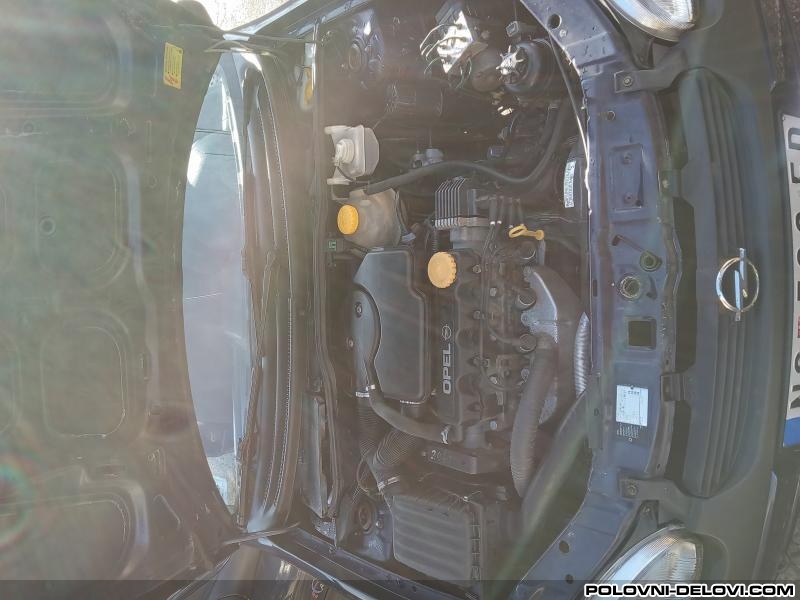 Opel  Corsa B 1.2 Kompletan Auto U Delovima