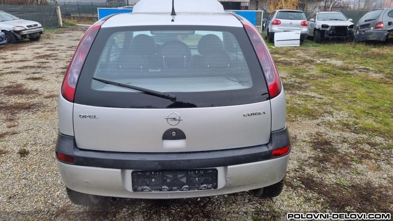 Opel  Corsa C 1.0 1.2b Kompletan Auto U Delovima