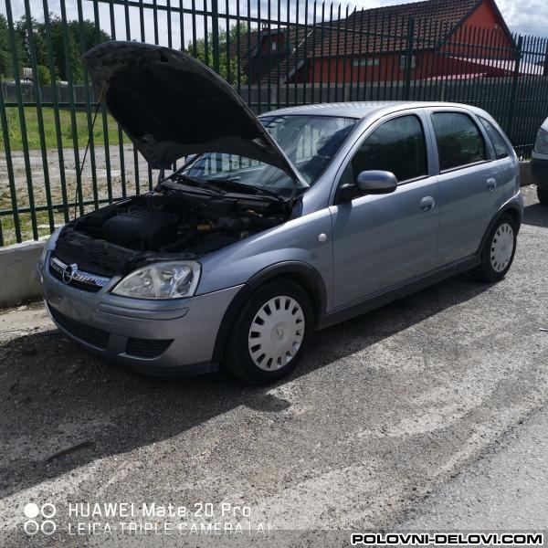 Opel  Corsa C 1.0b Kompletan Auto U Delovima