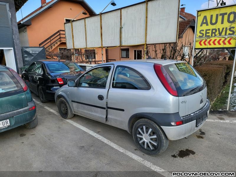 Opel  Corsa C 1.0b Kompletan Auto U Delovima