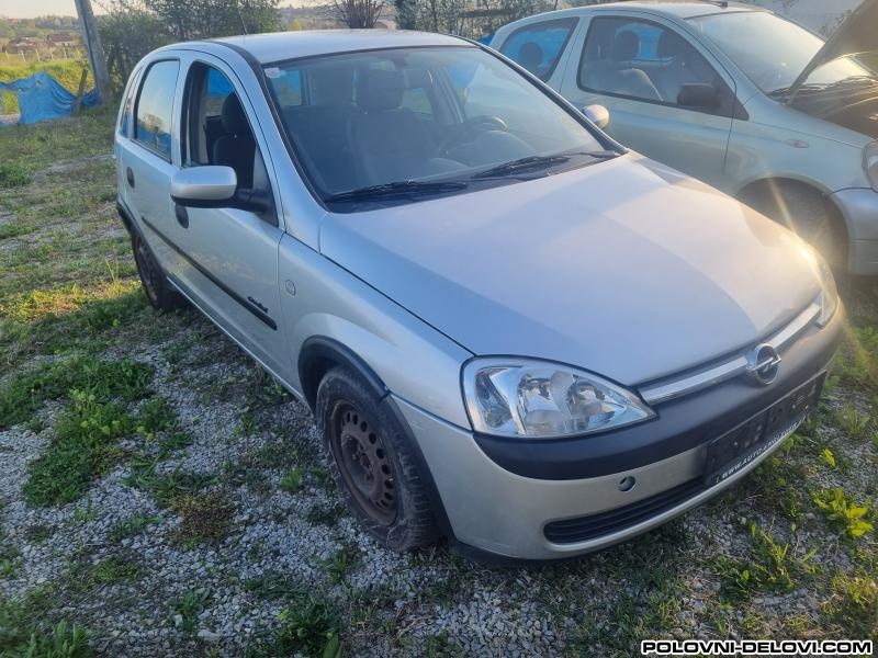 Opel  Corsa C 1.0b Kompletan Auto U Delovima