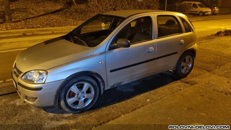 Opel  Corsa C 1.2b  Kompletan Auto U Delovima