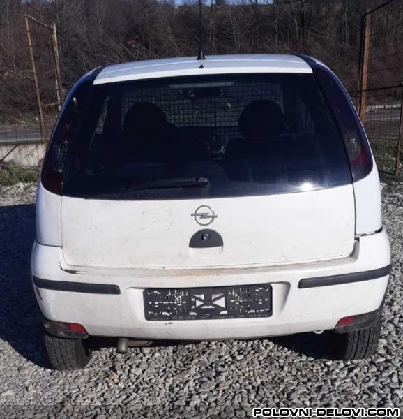 Opel  Corsa C Delovi Kompletan Auto U Delovima