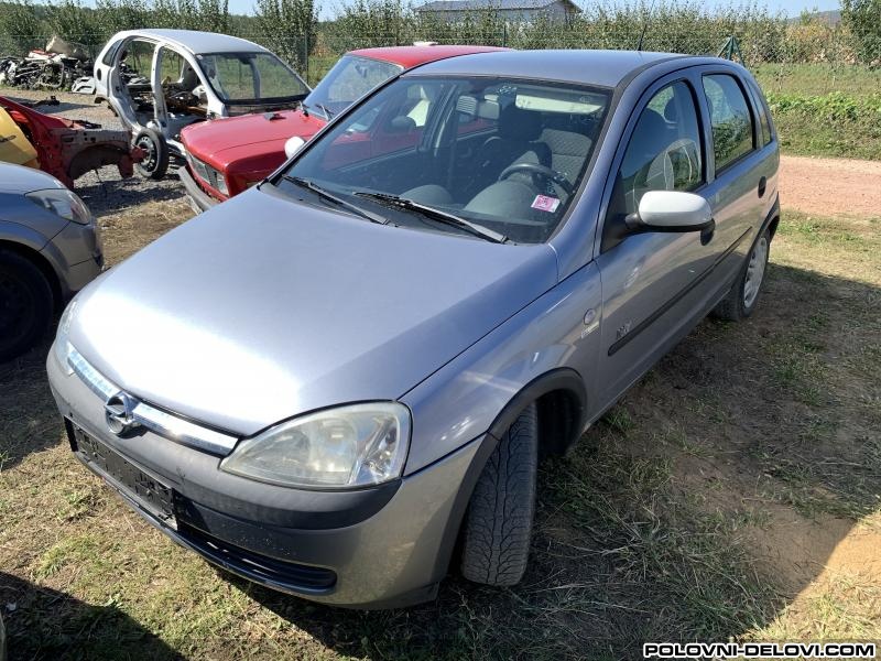 Opel  Corsa C Prednja Leva Vrata Karoserija