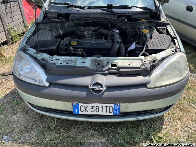 Opel  Corsa C Prednji Branik  Karoserija