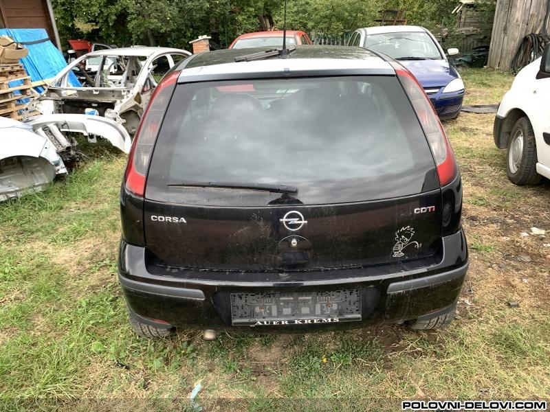 Opel  Corsa C Zadnji Branik  Karoserija