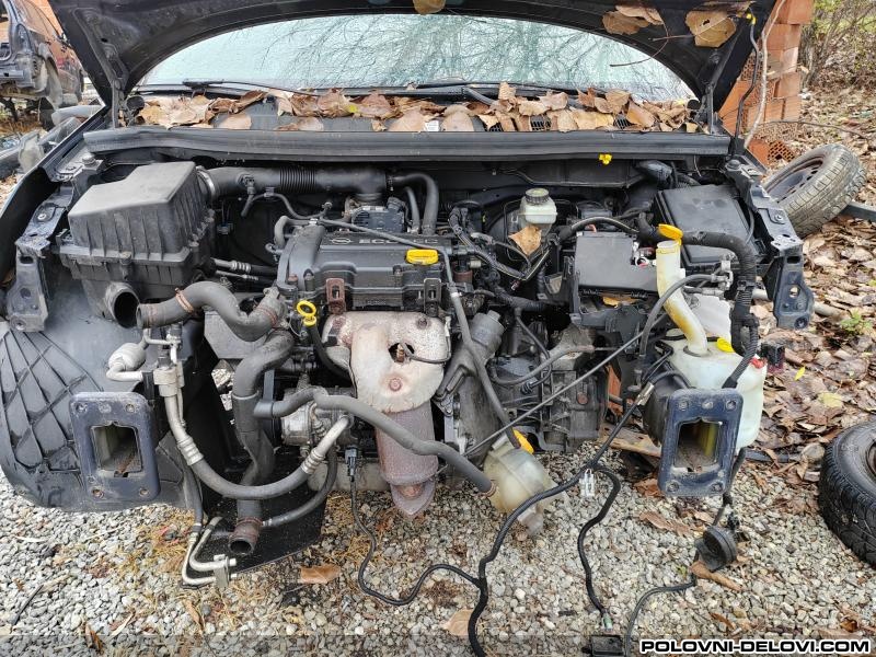 Opel  Corsa D 1. 0 Benzin Kompletan Auto U Delovima