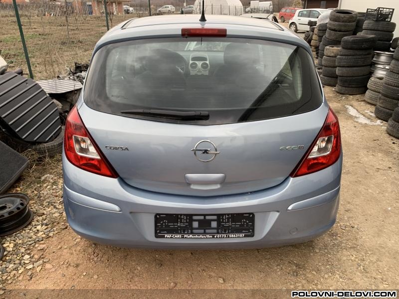 Opel  Corsa D Zadnji Branik  Karoserija
