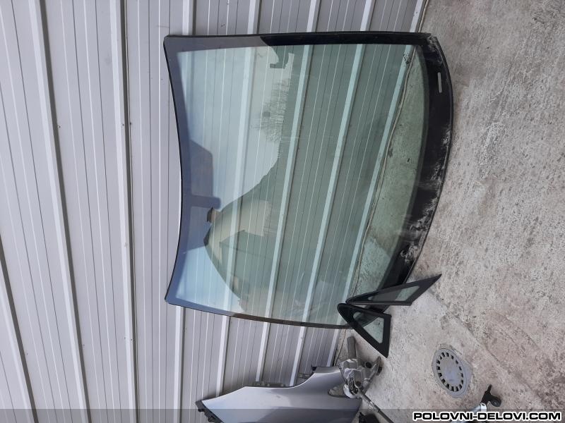 Opel  Corsa E Stakla