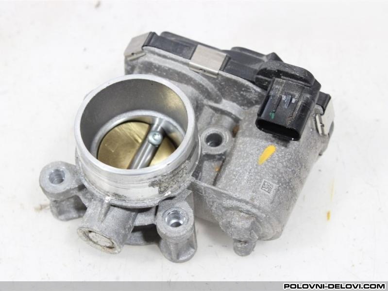 Opel  Corsa Klapna Gasa Motor I Delovi Motora