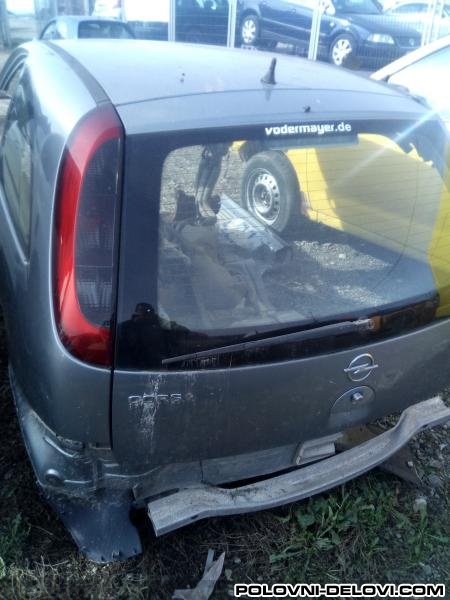 Opel  Corsa  Kompletan Auto U Delovima