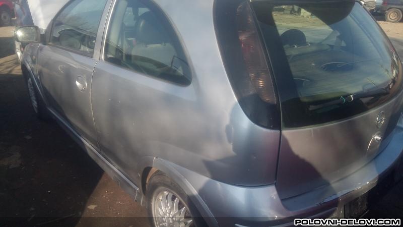 Opel  Corsa  Kompletan Auto U Delovima