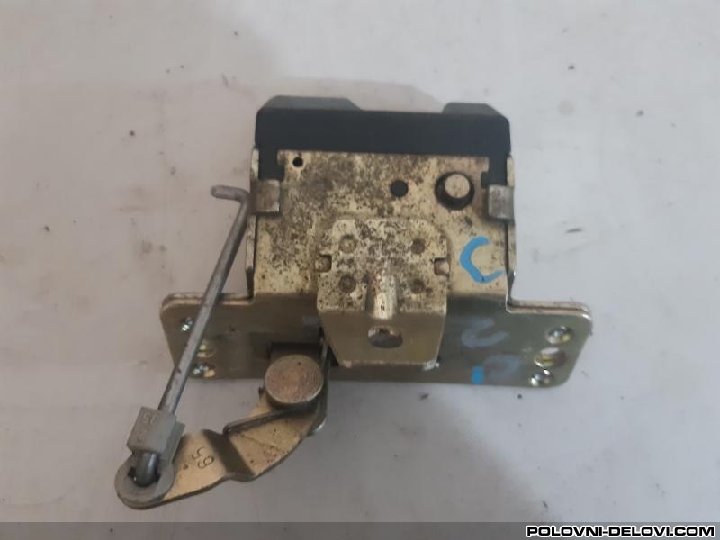 Opel  Corsa  Razni Delovi