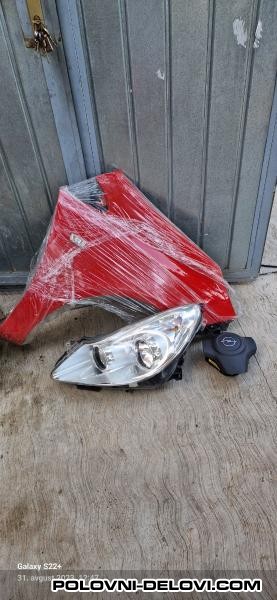 Opel  Corsa  Svetla I Signalizacija