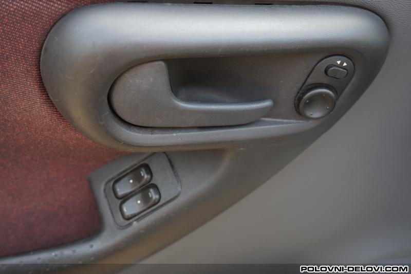Opel  Corsa Unutrasnja Brava Razni Delovi