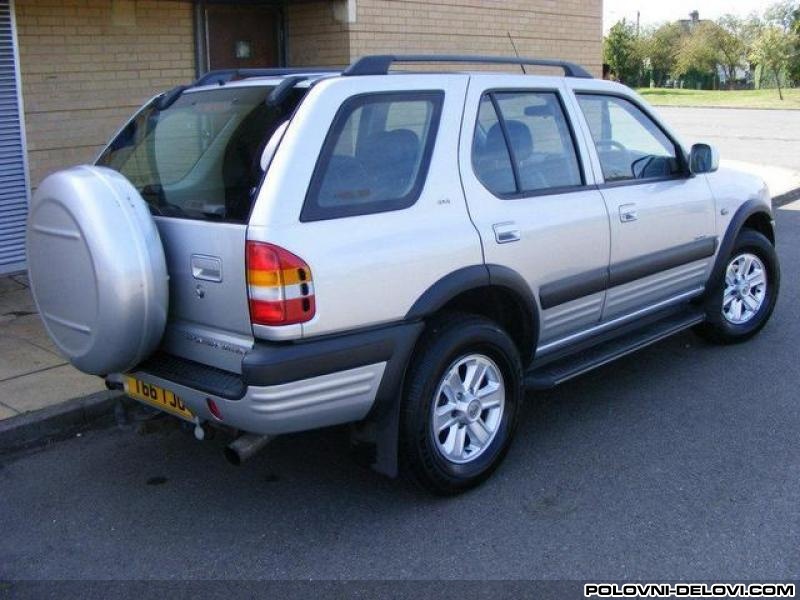 Opel  Frontera  Karoserija