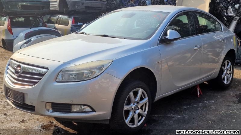 Opel  Insignia 2.0 118kw Kompletan Auto U Delovima